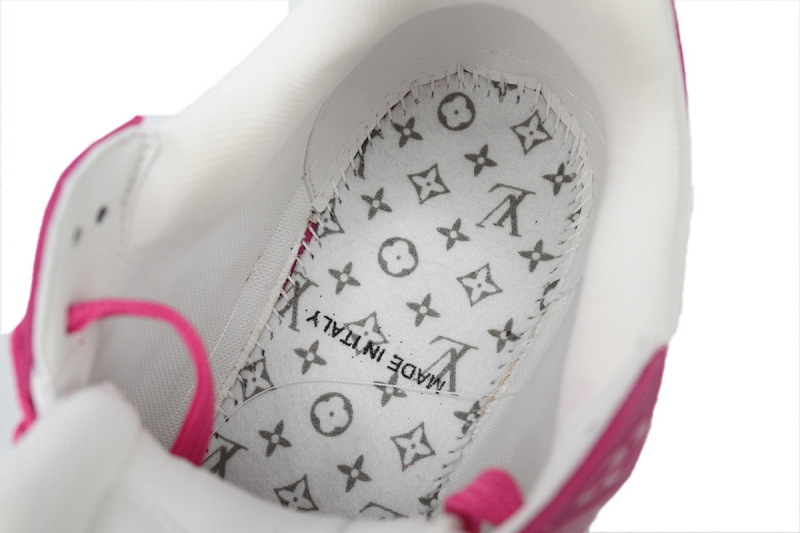 【EA0ET】压花玫红 LV板鞋 Louis Vuitton Trainer Rose Red 牛皮系带压纹 时尚板鞋