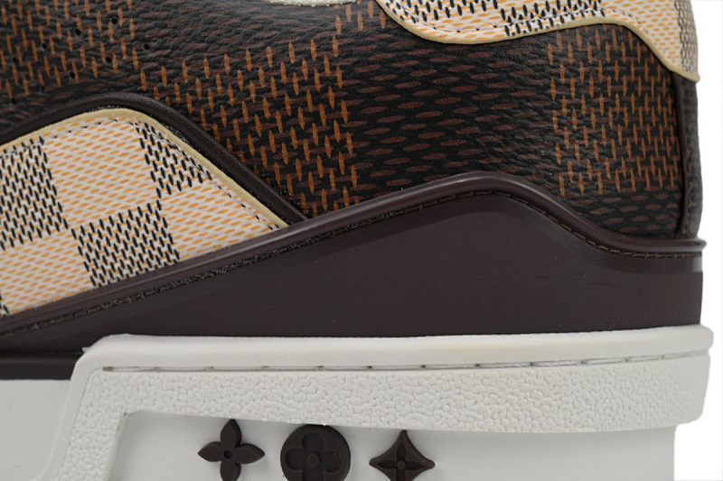 【EA0ET】54棋盘格 LV板鞋 Louis Vuitton Trainer 棋盘格 时尚板鞋