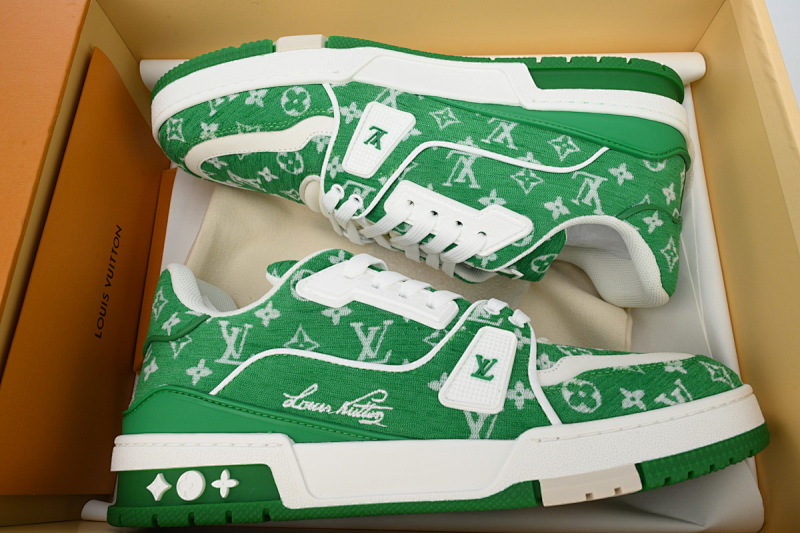 yupoo_289857_0f80976b.jpg 【EA0ET】绒布绿色 LV板鞋 Louis Vuitton Trainer Green 低帮系带 时尚板鞋