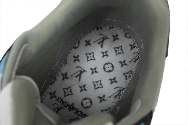 yupoo_290011_380aebde.jpg 【EA0ET】黑蓝魔术贴 LV板鞋 Louis Vuitton Trainer Black Blue 网眼经典印花 时尚板鞋