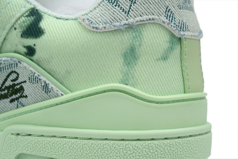 【EA0ET】XS渲染绿布 路易威登 LV休闲板鞋 LOUIS VUITTON Trainer