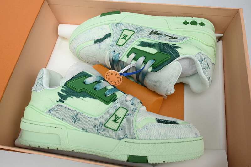 【EA0ET】XS渲染绿布 路易威登 LV休闲板鞋 LOUIS VUITTON Trainer
