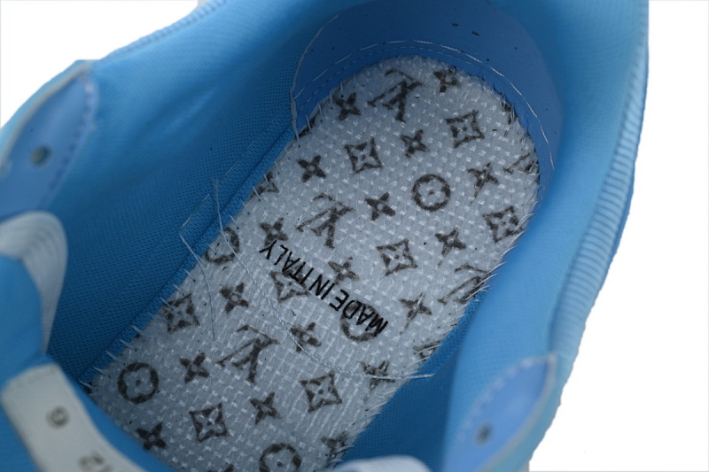 yupoo_290252_141843c4.jpg 【EA0ET】压花全蓝皮 LV板鞋 Louis Vuitton Trainer Blue 皮革低帮系带 时尚板鞋