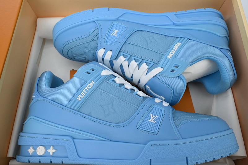 yupoo_290252_1dc9c449.jpg 【EA0ET】压花全蓝皮 LV板鞋 Louis Vuitton Trainer Blue 皮革低帮系带 时尚板鞋
