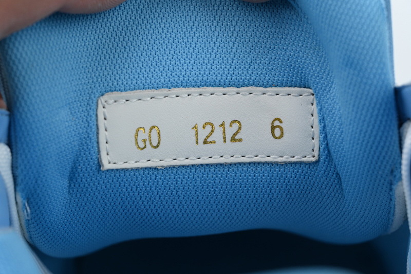 yupoo_290252_fc4dc4c5.jpg 【EA0ET】压花全蓝皮 LV板鞋 Louis Vuitton Trainer Blue 皮革低帮系带 时尚板鞋