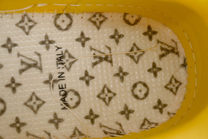 yupoo_290274_a3619b0a.jpg 【EA0ET】压花全黄皮 LV板鞋 Louis Vuitton Trainer Yellow 皮革低帮系带 时尚板鞋