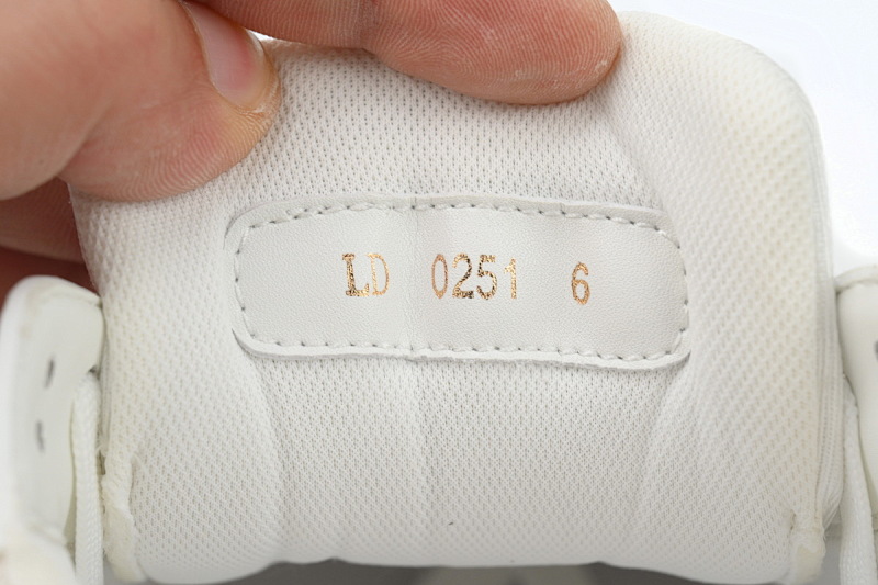 【EA0ET】全皮白面 LV板鞋 Louis Vuitton Trainer 牛皮简约百搭 时尚板鞋