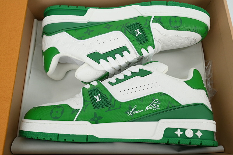 yupoo_290365_7113972f.jpg 【EA0ET】54压花白绿 LV板鞋 Louis Vuitton Trainer White Green 系带时尚板鞋