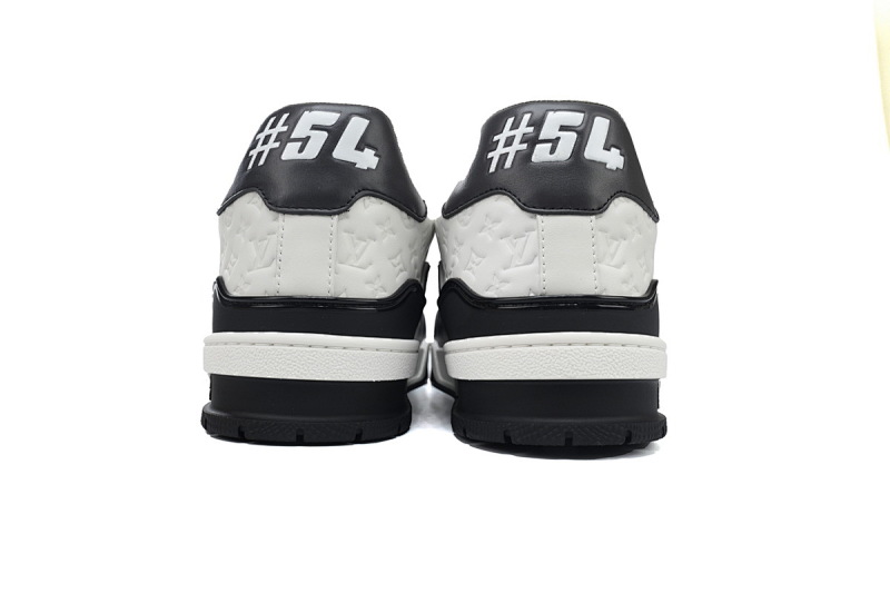 yupoo_290431_3989e7cb.jpg 【EA0ET】54压花白黑 LV板鞋 Louis Vuitton Trainer Black White 系带时尚板鞋