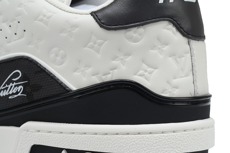 yupoo_290431_cee829c2.jpg 【EA0ET】54压花白黑 LV板鞋 Louis Vuitton Trainer Black White 系带时尚板鞋