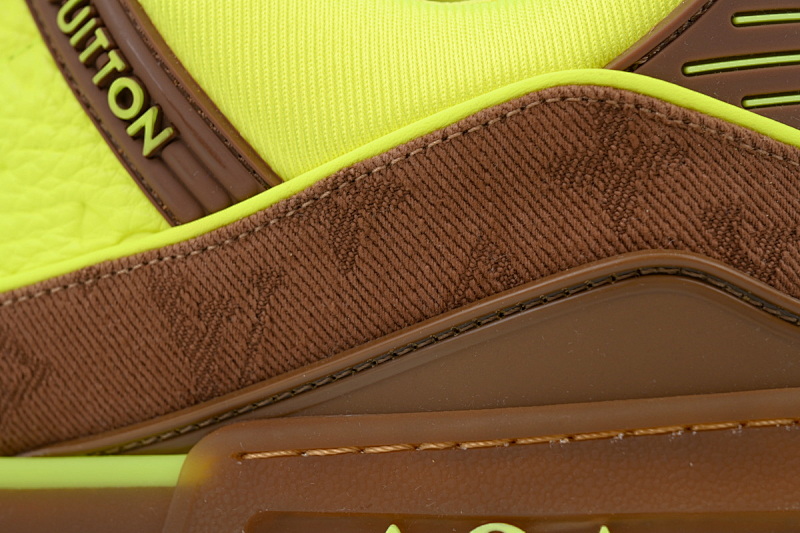 yupoo_290453_8582febd.jpg 【EA0ET】压花黄褐色 LV板鞋 Louis Vuitton Trainer Yellow Brown小牛皮 时尚板鞋