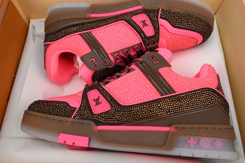 【EA0ET】粉棕钻 路易威登 LV钻面休闲板鞋 LOUIS VUITTON Trainer