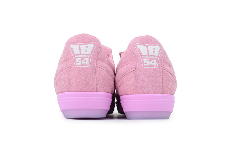 【DA5AP】翻毛粉 路易威登 足球鞋 Louis Vuitton Fanmao Powde