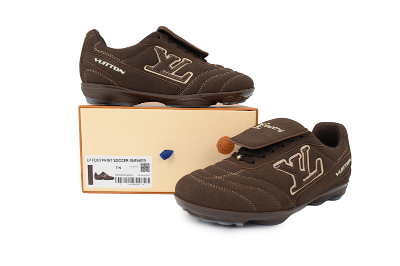 【DA5AP】翻毛棕 路易威登 足球鞋 Louis Vuitton Turned Brown