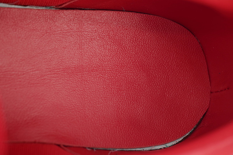 【DA5AP】红色 路易威登 足球鞋 Louis Vuitton Soccer Red