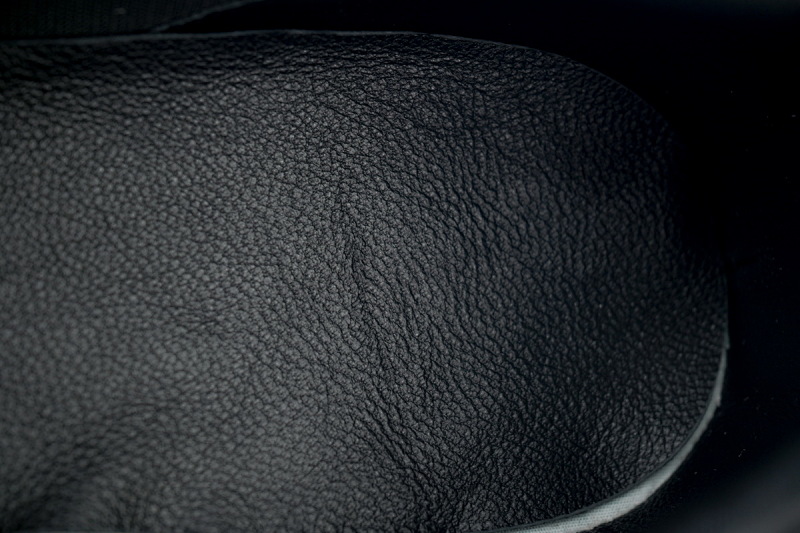 yupoo_291452_81f55372.jpg 【DA5AP】黑色 路易威登 足球鞋 Louis Vuitton Soccer Black