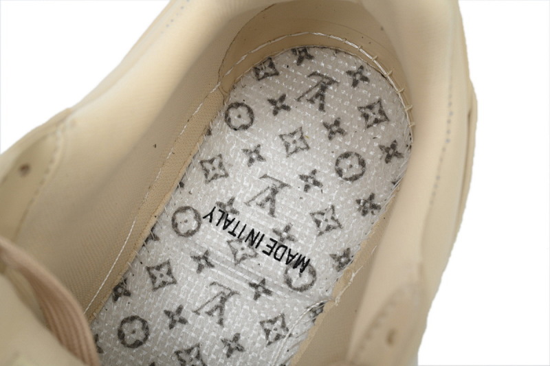 【EA0ET】胖丁小面包卡其色 路易威登小胖丁休闲板鞋 Louis Vuitton Khaki