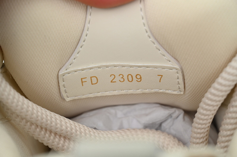 yupoo_291864_da588735.jpg 【EA0ET】SK8白咖啡钻 路易威登 LV休闲板鞋 LOUIS VUITTON White Coffee Diamond