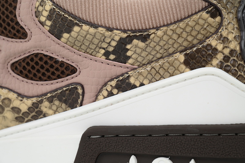 yupoo_292052_8a1c24fb.jpg 【EA0ET】SK8卡其色水钻 路易威登 LV休闲板鞋 LOUIS VUITTON Khaki Colored Rhinestone