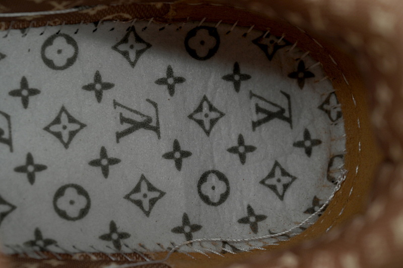 yupoo_292052_ea61e9e3.jpg 【EA0ET】SK8卡其色水钻 路易威登 LV休闲板鞋 LOUIS VUITTON Khaki Colored Rhinestone