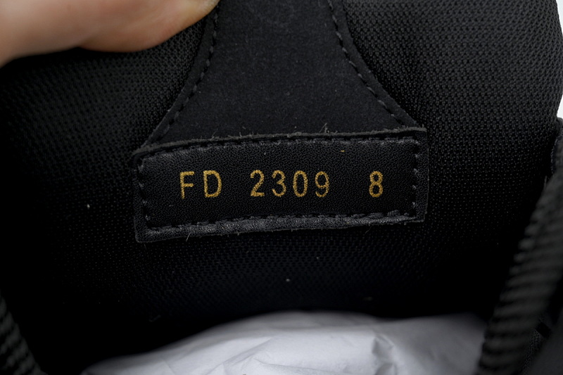 【EA0ET】SK8全黑钻面 路易威登 LV休闲板鞋 LOUIS VUITTON All Black Diamond Surface