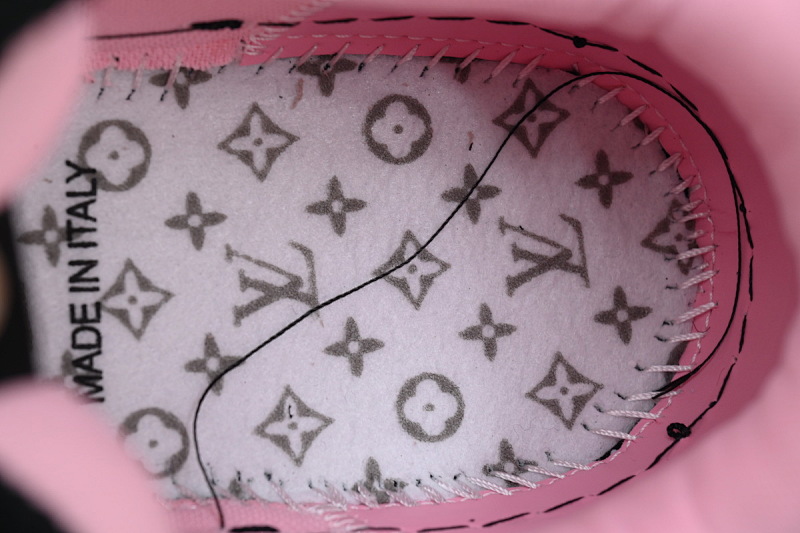 【EA0ET】SK8黑粉 路易威登 LV休闲板鞋 LOUIS VUITTON Trainer
