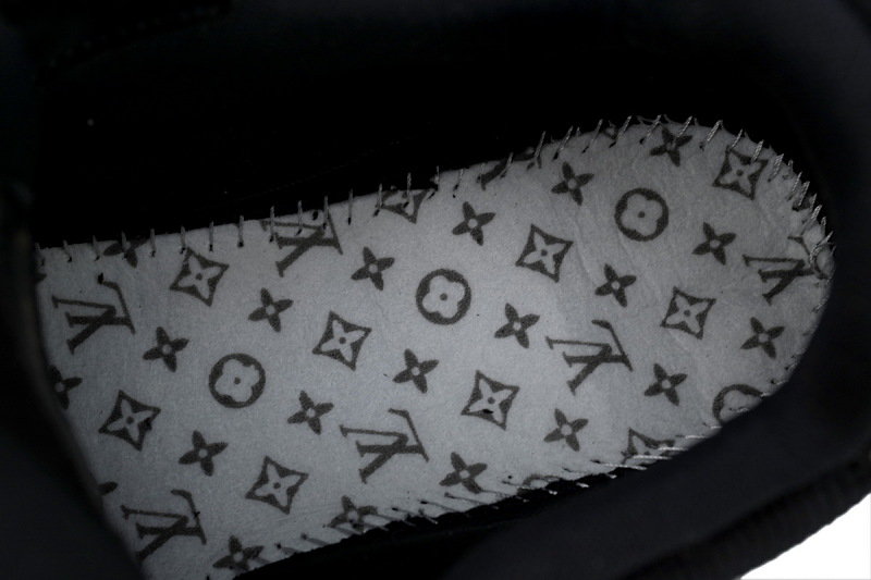 【EA0ET】SK8黑钻 路易威登 LV休闲板鞋 LOUIS VUITTON Trainer