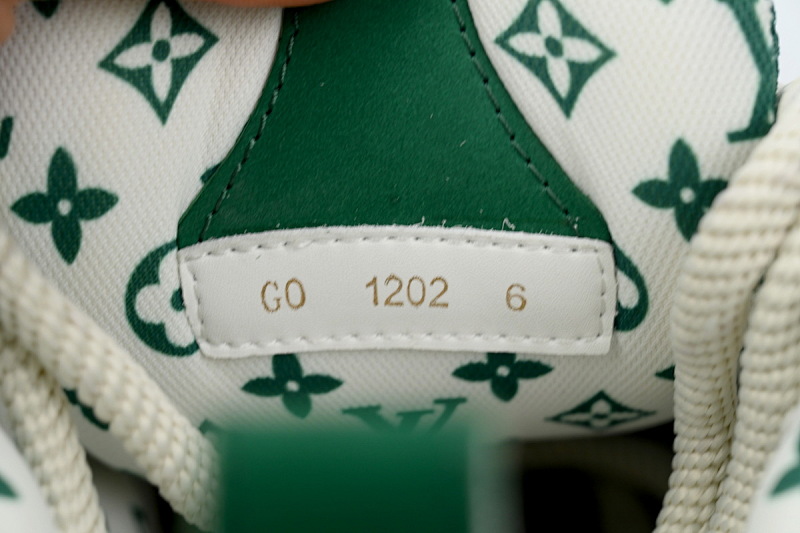 【EA0ET】SK8白绿 路易威登皮革系带时尚板鞋 1AC520 Louis Vuitton Leather lace up Fashionable Board Shoes White Green