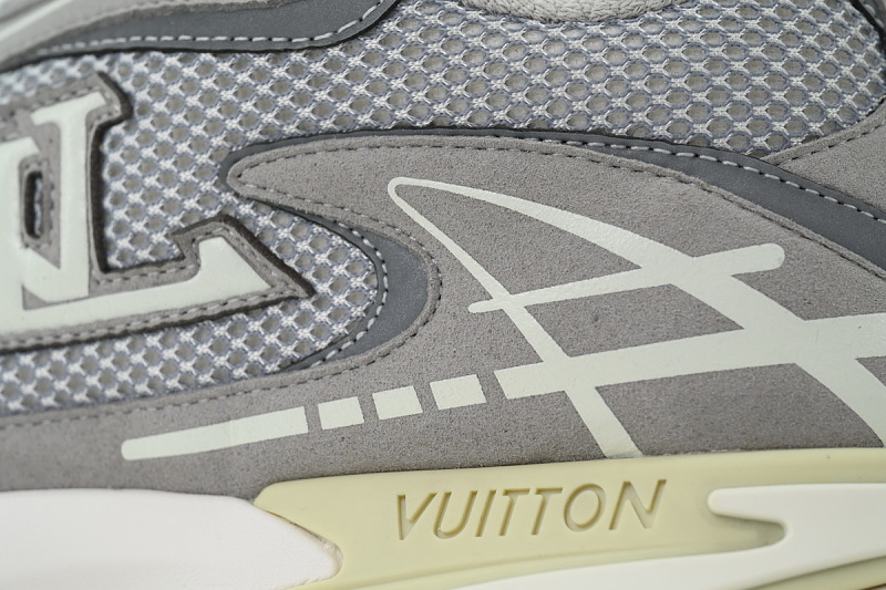 【CA1LJ】LJ灰色 路易威登 LV休闲时尚跑鞋 Louis Vuitton Tatic Runner Sneaker "Grey"