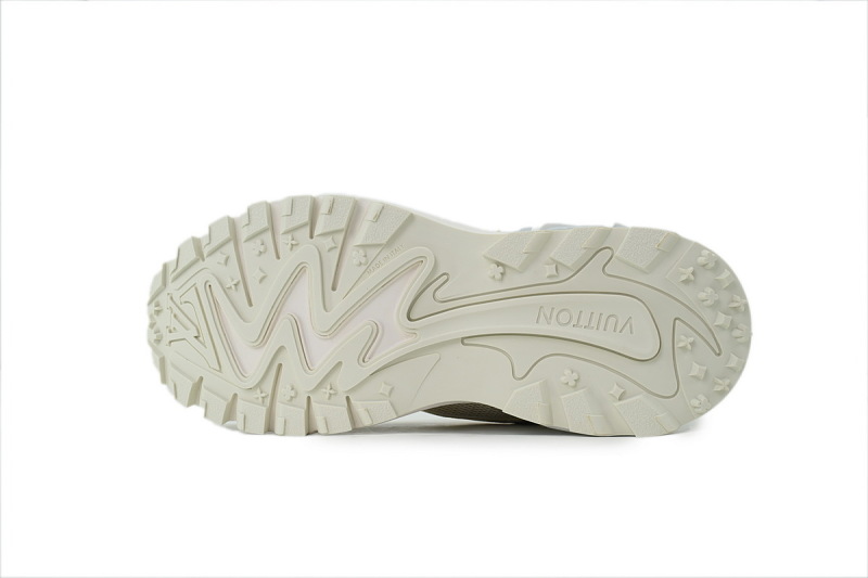 【CA1LJ】LJ米白 路易威登 LV休闲时尚跑鞋 Louis Vuitton Tatic Runner Sneaker "White"