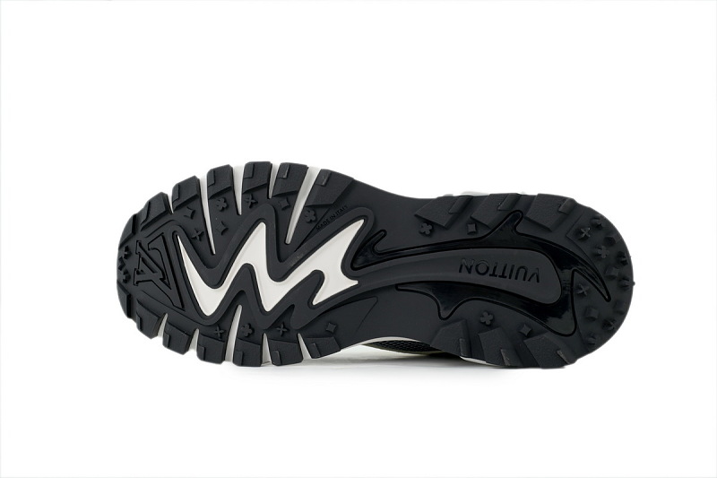 【CA1LJ】LJ灰彩 路易威登 LV休闲时尚跑鞋 Louis Vuitton Tatic Runner Sneaker "Anthracite"