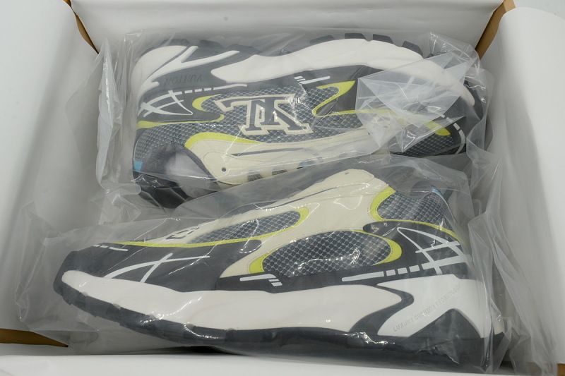 【CA1LJ】LJ灰彩 路易威登 LV休闲时尚跑鞋 Louis Vuitton Tatic Runner Sneaker "Anthracite"