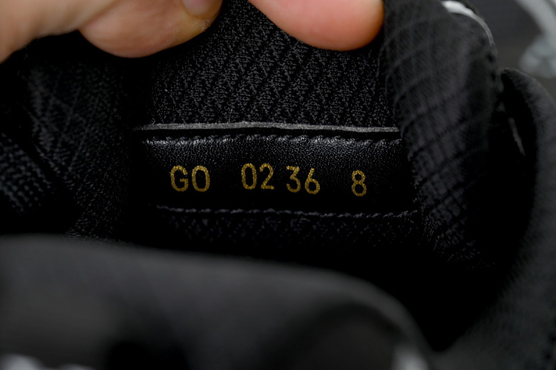 【CA1LJ】LJ全黑 路易威登 LV休闲时尚跑鞋 Louis Vuitton Tatic Runner Sneaker "Black"