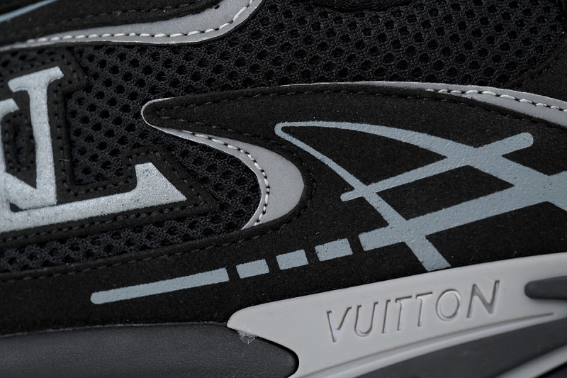 【CA1LJ】LJ全黑 路易威登 LV休闲时尚跑鞋 Louis Vuitton Tatic Runner Sneaker "Black"