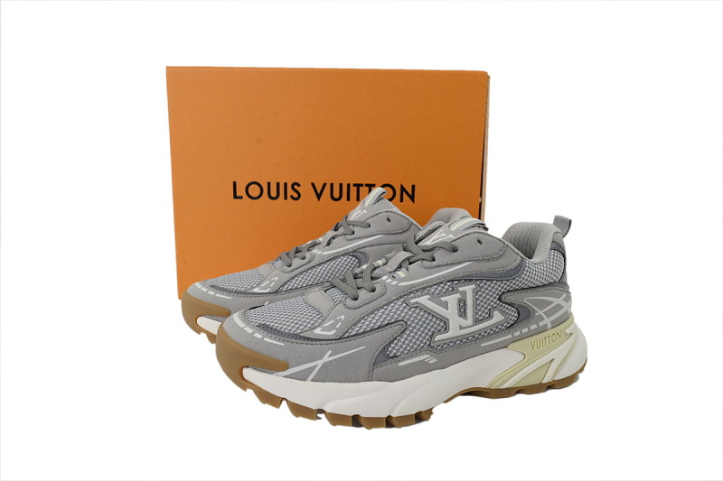 【DA0YJ】灰色 路易威登 LV休闲时尚跑鞋 Louis Vuitton Tatic Runner Sneaker "Grey"