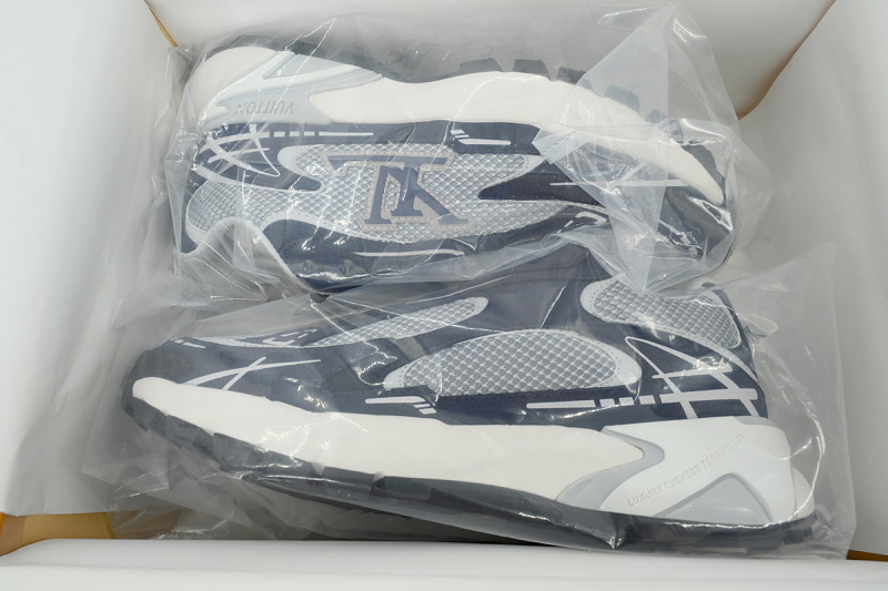 【DA0YJ】蓝色 路易威登 LV休闲时尚跑鞋 Louis Vuitton Tatic Runner Sneaker "Blue"