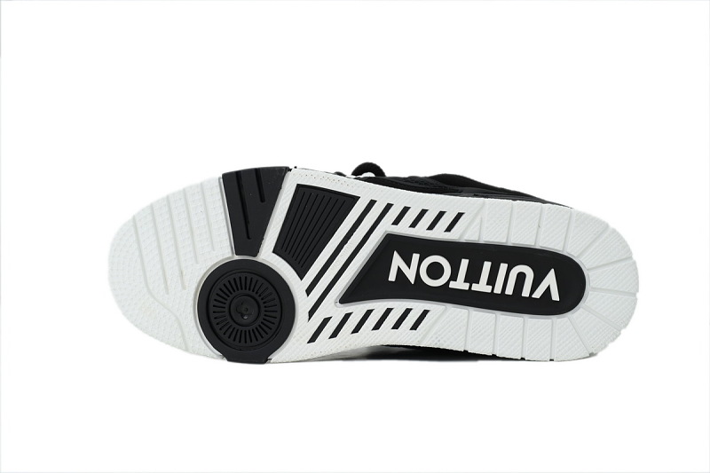 【FA5ET】SK8黑色 路易威登 顶级芯片版LV SK8休闲板鞋 Louis Vuitton Sneakers Black