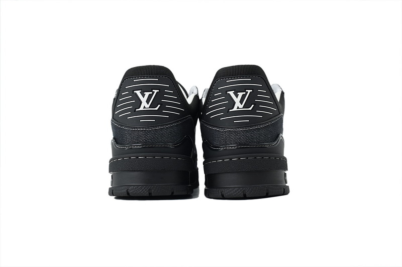 yupoo_293612_c08533fc.jpg 【FA5ET】丹宁黑牛仔 路易威登 顶级芯片版LV休闲板鞋 Louis Vuitton Sneakers Black Denim Fabric