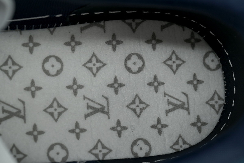 yupoo_293864_00b5ae98.jpg 【FA5ET】新款白兰 路易威登 顶级芯片版LV休闲板鞋 Louis Vuitton Sneakers White Blue