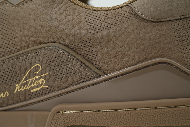 【FA5ET】54褐色 路易威登 顶级芯片版LV休闲板鞋 Louis Vuitton Sneakers Brown