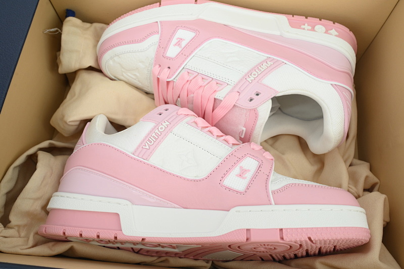 yupoo_294247_ee3e1c00.jpg 【FA5ET】粉色 路易威登 顶级芯片版LV休闲板鞋 LOUIS VUITTON Pink