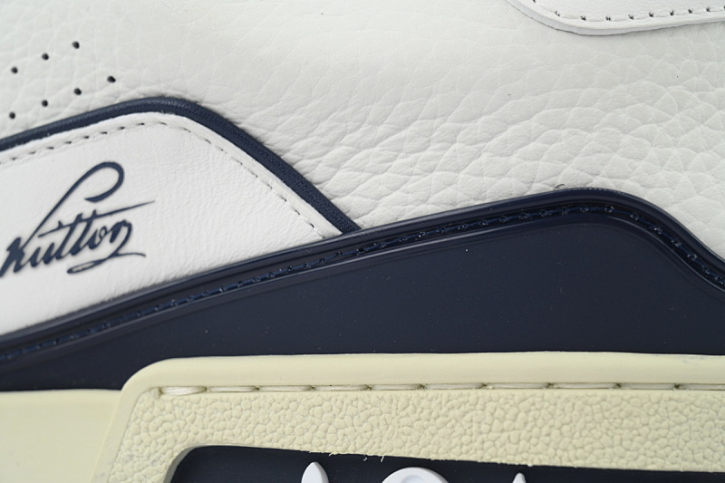【FA5ET】54白蓝 路易威登 顶级芯片版LV休闲板鞋 LOUIS VUITTON White Blue