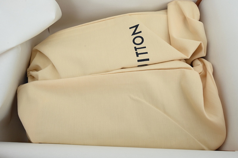 yupoo_294504_643a9165.jpg 【DA5MB】黑色 路易威登 LV生活休闲阿甘鞋 LOUIS VUITTON x Nigo 联名款 Buttersoft FW25 圆头系带 低帮 Black