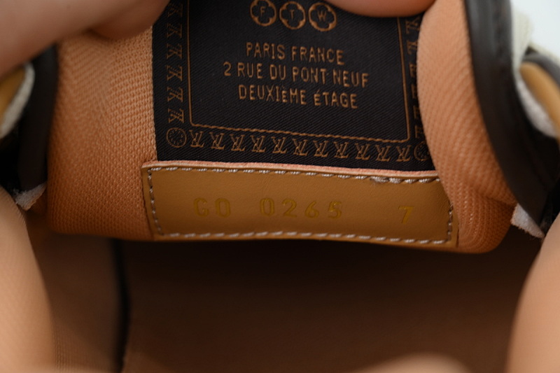 【DA5MB】老花 路易威登 LV生活休闲阿甘鞋 LOUIS VUITTON x Nigo 联名款 Buttersoft FW25 圆头系带 低帮 Presbyopia