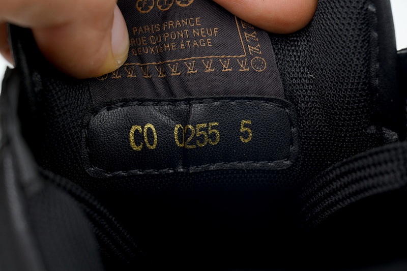 【DA7ET】全黑  路易威登 LV生活休闲阿甘鞋 LOUIS VUITTON x Nigo 联名款 Buttersoft FW25 圆头系带 低帮  All Black