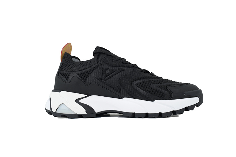 yupoo_294882_2c0c22f9.jpg 【CA3ET】黑白 路易威登 LV生活休闲轻跑鞋 Louis Vuitton Black And White