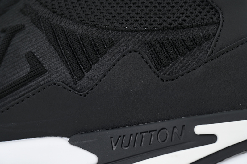 yupoo_294882_c73f12ee.jpg 【CA3ET】黑白 路易威登 LV生活休闲轻跑鞋 Louis Vuitton Black And White