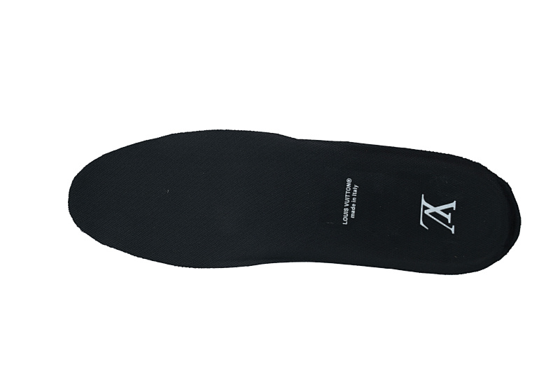 yupoo_294882_ea285524.jpg 【CA3ET】黑白 路易威登 LV生活休闲轻跑鞋 Louis Vuitton Black And White