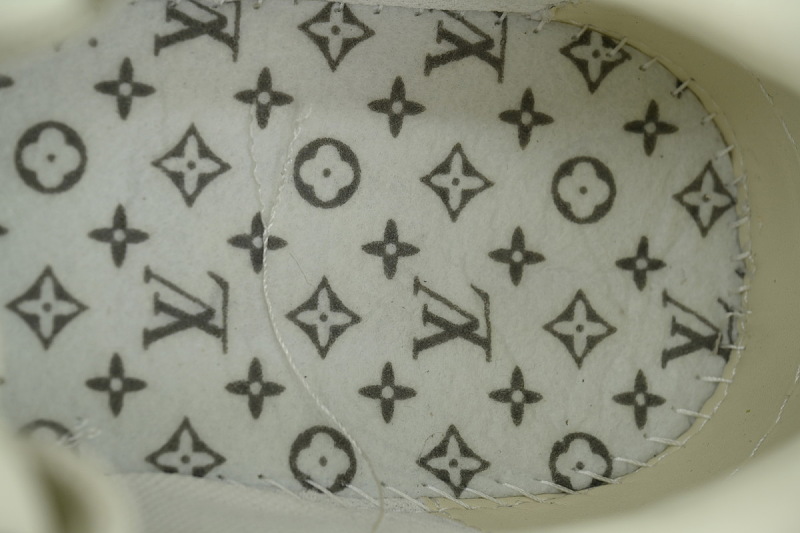 【DA0AP】黑色印花 路易威登 圆头系带板鞋 LOUIS VUITTON Black