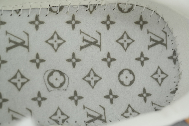 yupoo_295128_4855df8d.jpg 【DA0AP】灰色印花 路易威登 圆头系带板鞋 LOUIS VUITTON Grey Print